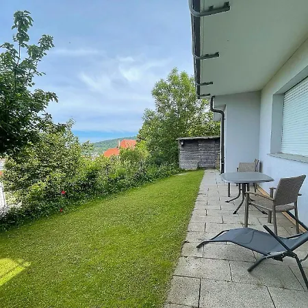 Im Eisenbergweg דירה *